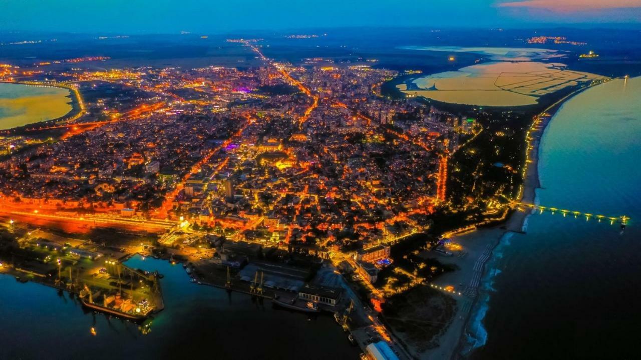 Super Central Luxury Apartments Burgas Exterior foto